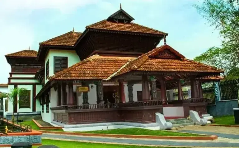 Historical-Legacy-of-Vaidyaratnam-0.webp